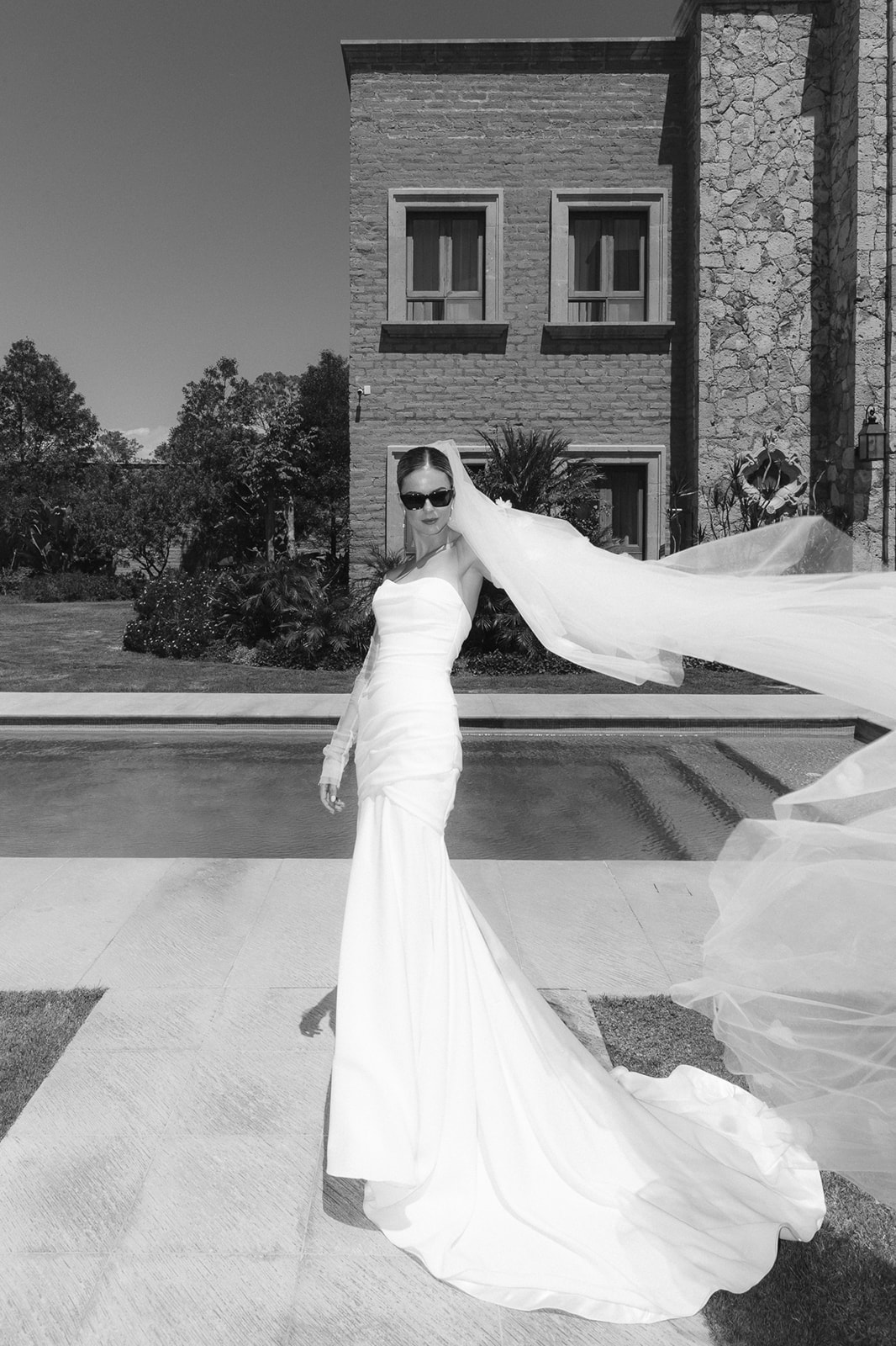 Artist Feature – Alfonso Flores